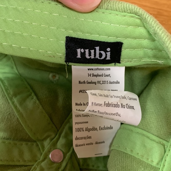 Rubi brand baseball cap light green in color small sun on front of hat - Picture 3 of 4